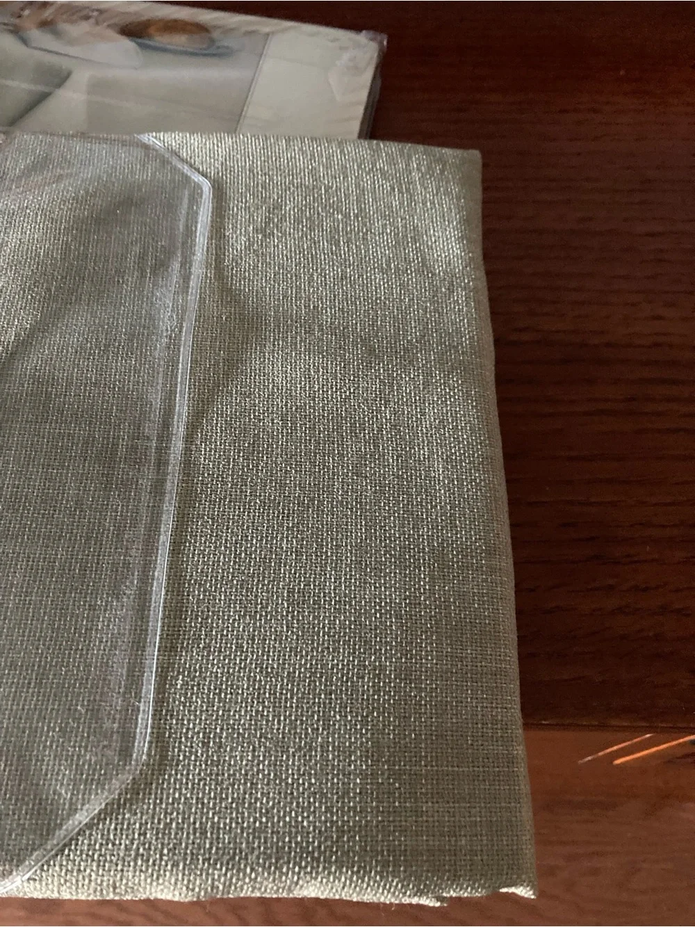 Vintage Noble Excellence 70” Round Tablecloth New in Packagr